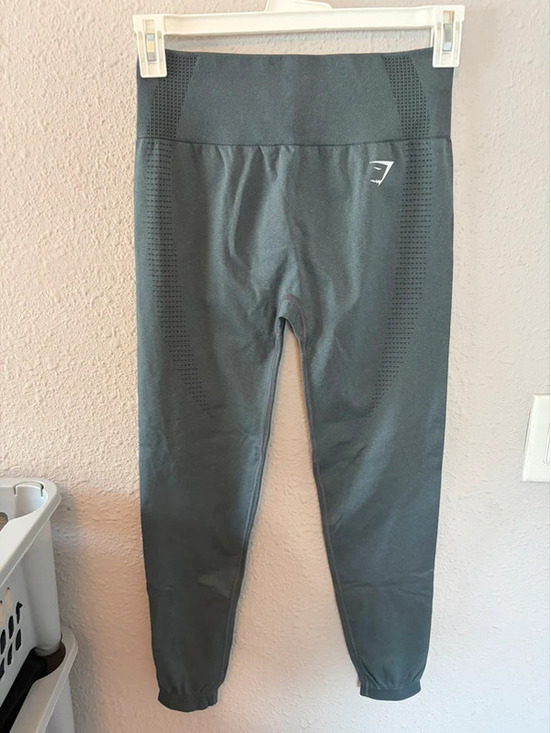 Gymshark Pants - Gymshark grey vital seamless scrunch leggings size XL. Like new
